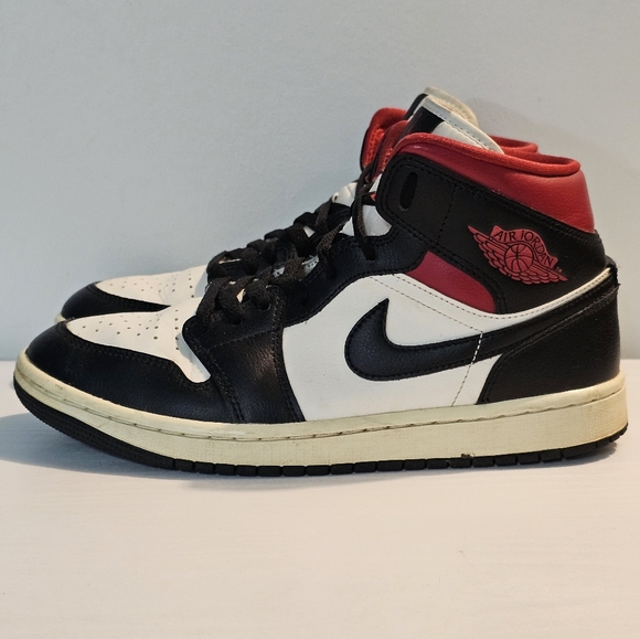 Nike Air Jordan 1 Mid Retro Black White Gym Red Sneakers Women's Size 9 - Picture 3 of 7